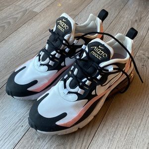 Nike Air Max 270 React. 7.5